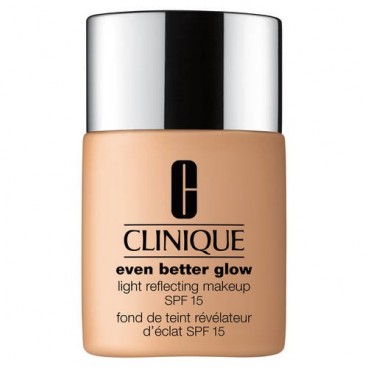 Clinique Even Better Glow Fond de Teint Révélateur d'Eclat SPF15 30Ml CN 58 Honey